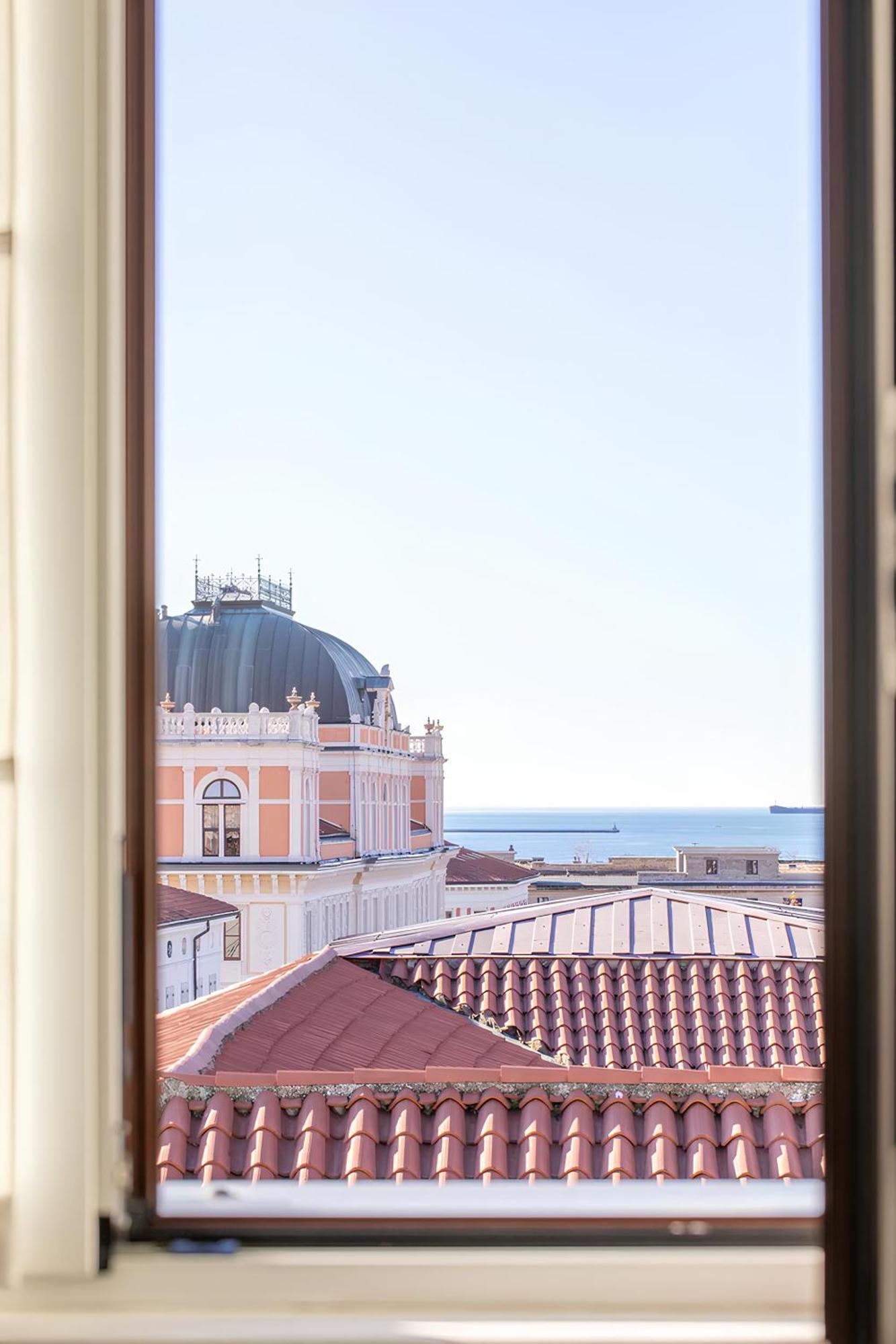 Trieste Sky Εξωτερικό φωτογραφία